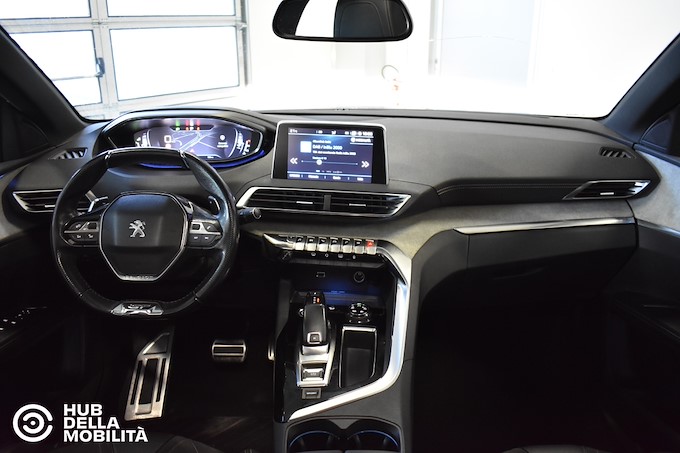 PEUGEOT 5008 BlueHDi 180 S&S EAT8 GT